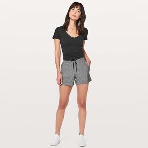 Lululemon Spring Break Away Short - Heather Lux Multi Black